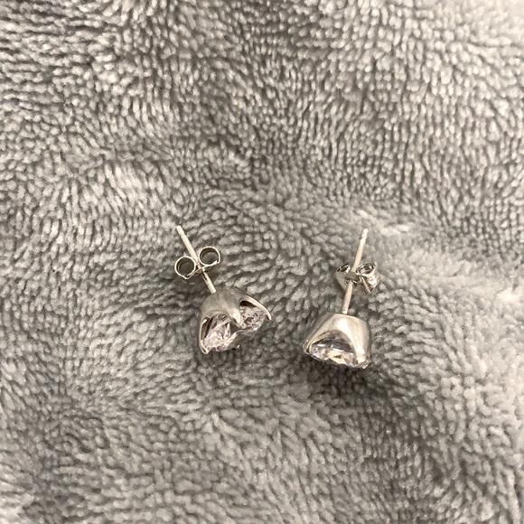 Sterling silver stud earrings - Picture 3 of 5